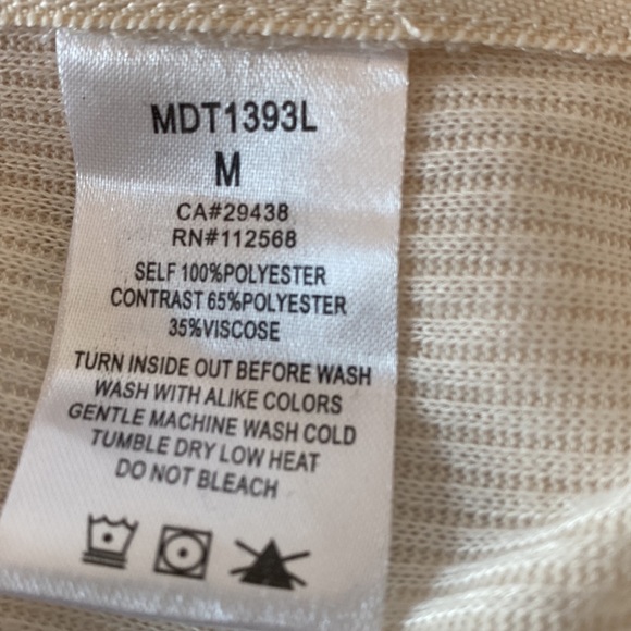 New Miss Me Top, Size M - Picture 4 of 5